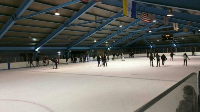 Ice Skating at Charlie Heger Ice Rink ⛸️⛸️