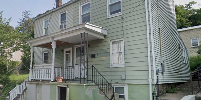Fugitive Arrested for Triple Stabbing at Phillipsburg Residence